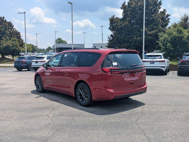 new 2025 Chrysler Pacifica car, priced at $49,844