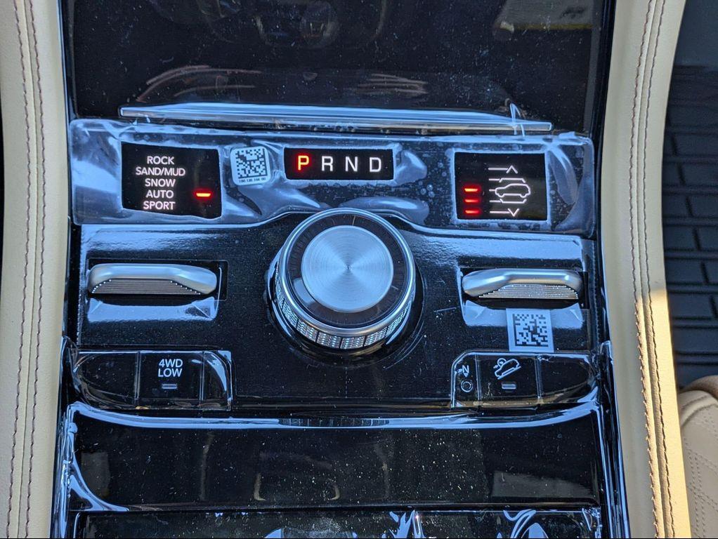 new 2025 Jeep Grand Cherokee car, priced at $64,329