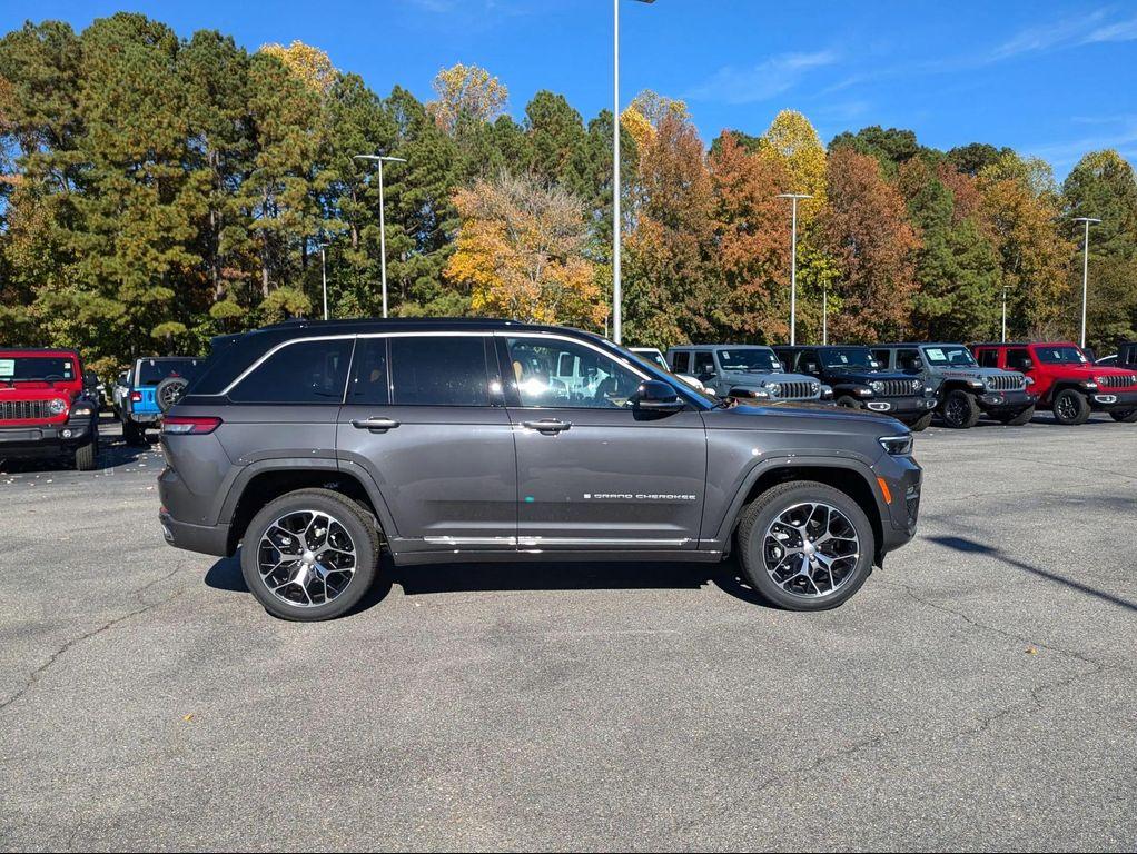 new 2025 Jeep Grand Cherokee car, priced at $64,329