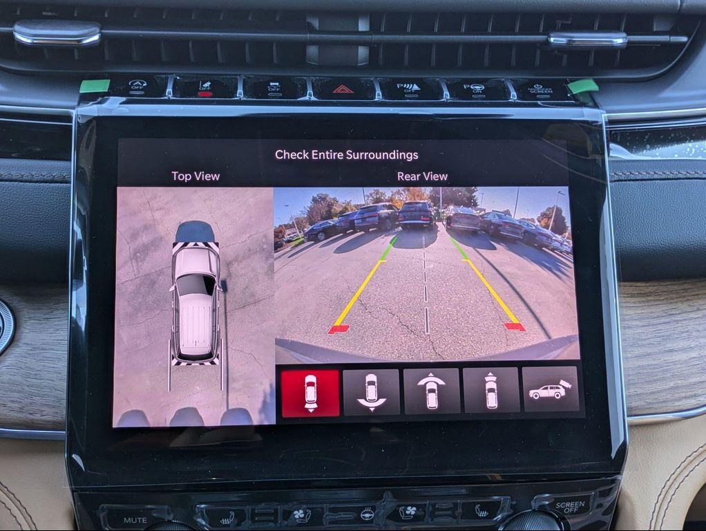 new 2025 Jeep Grand Cherokee car, priced at $64,329