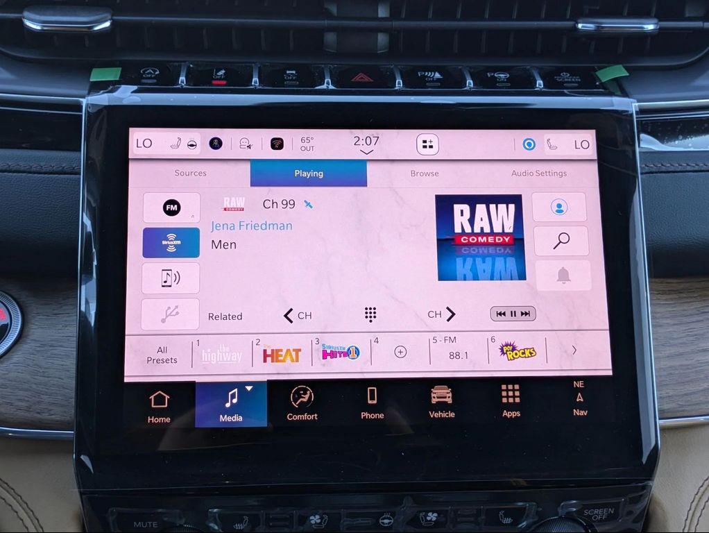 new 2025 Jeep Grand Cherokee car, priced at $64,329