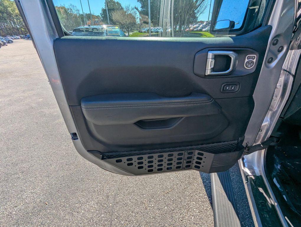 used 2020 Jeep Gladiator car, priced at $29,777