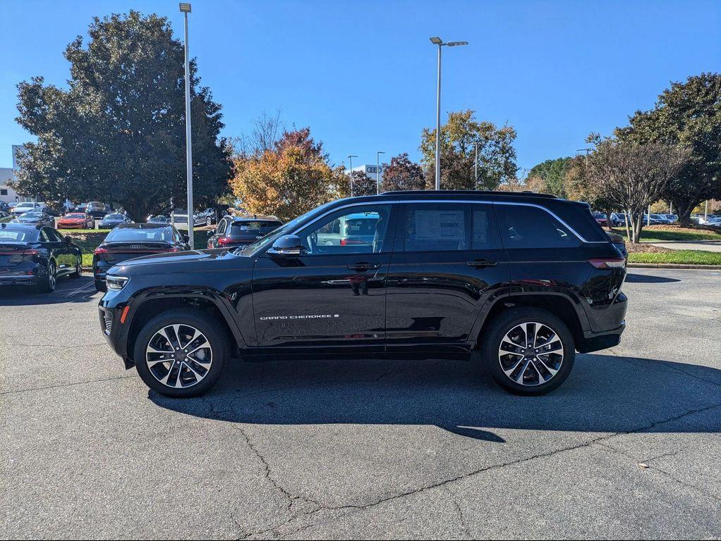 new 2025 Jeep Grand Cherokee car, priced at $60,951