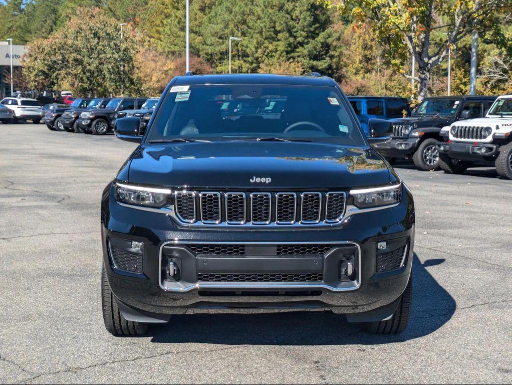 new 2025 Jeep Grand Cherokee car, priced at $60,951