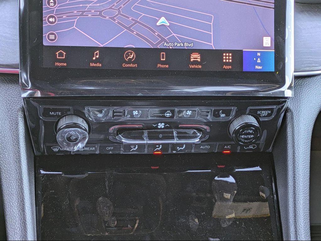 new 2025 Jeep Grand Cherokee car, priced at $60,951