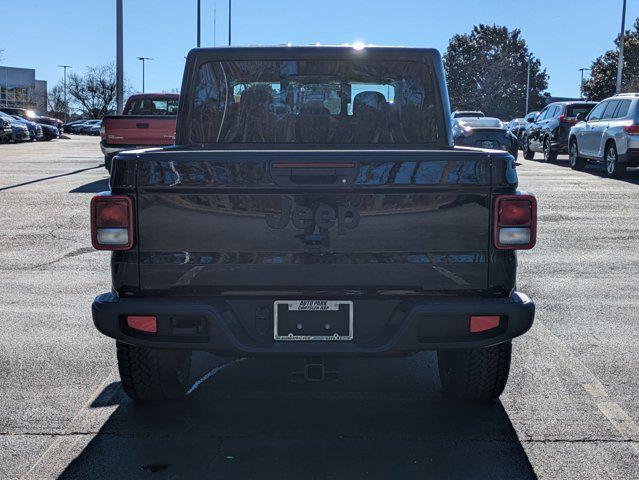 new 2025 Jeep Gladiator car, priced at $40,989