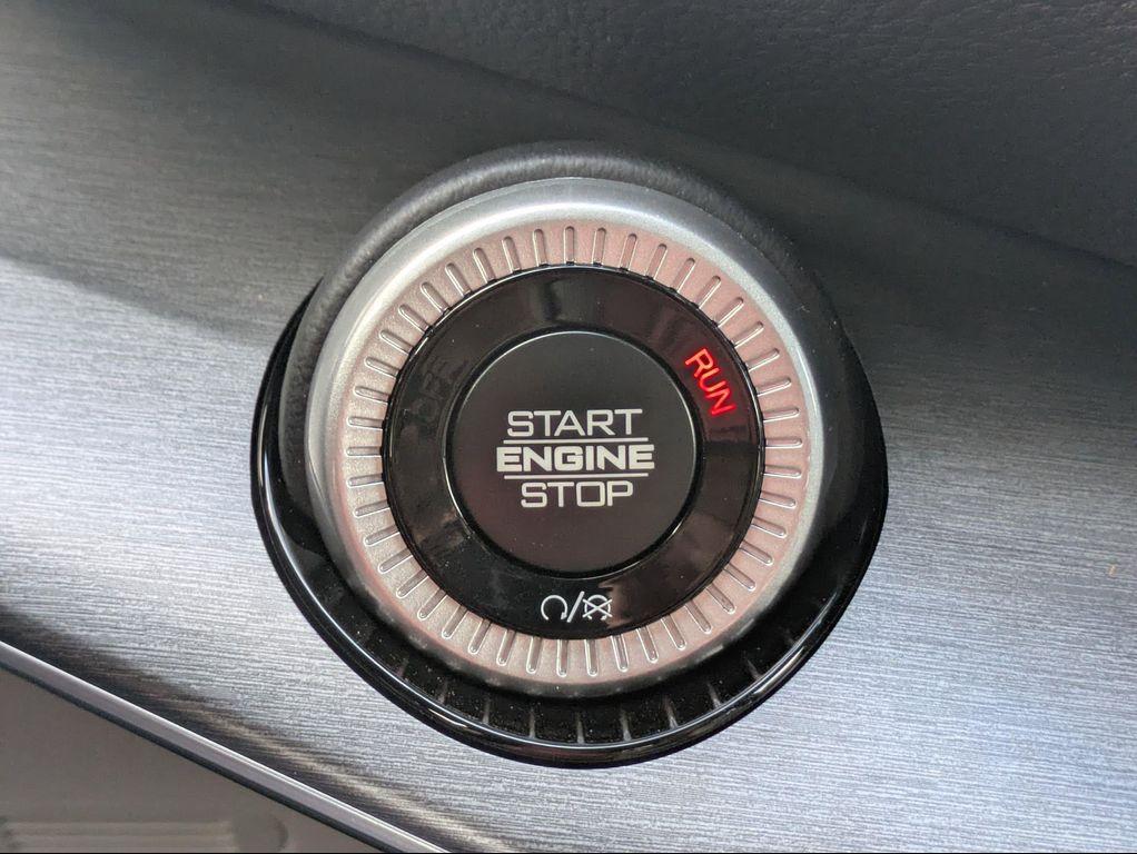 new 2025 Jeep Wagoneer car, priced at $79,001