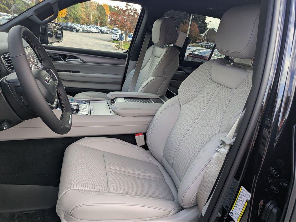 new 2025 Jeep Wagoneer car, priced at $79,001