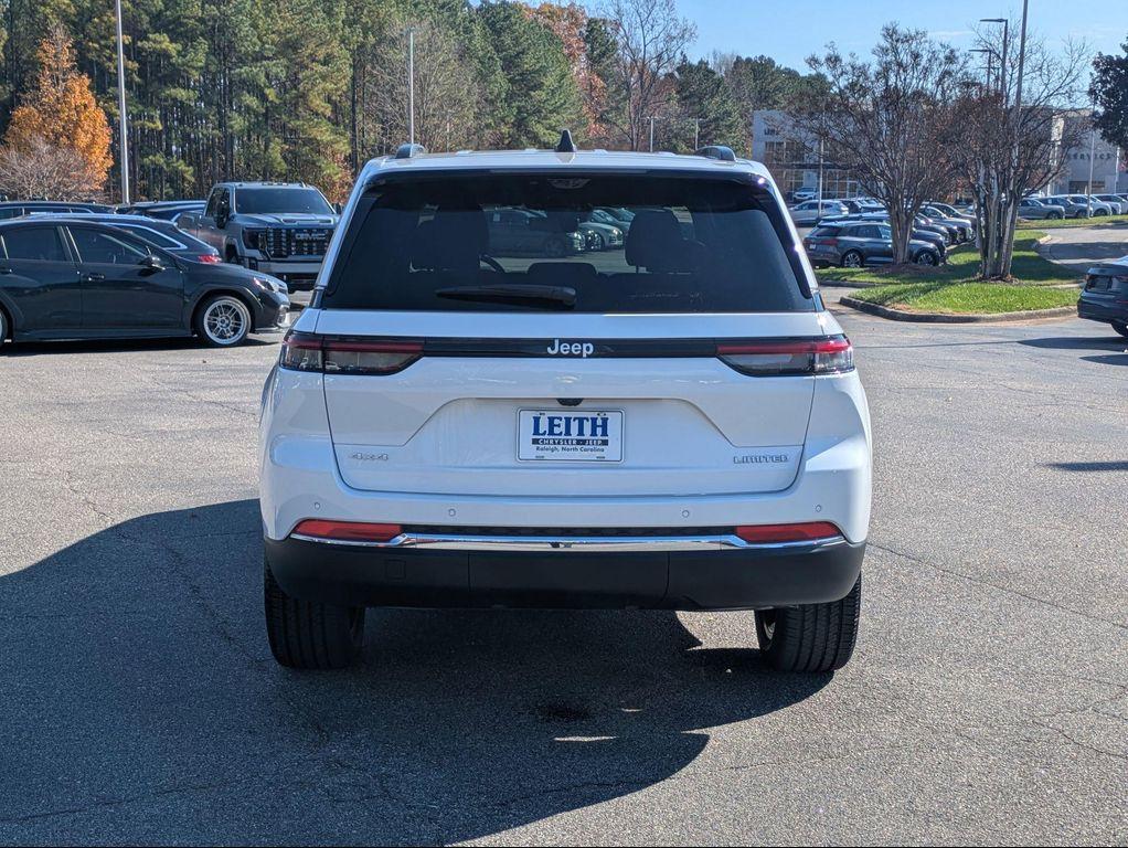 new 2025 Jeep Grand Cherokee car, priced at $53,105