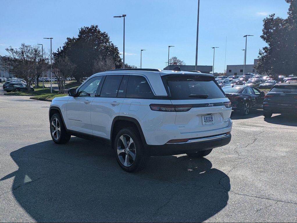new 2025 Jeep Grand Cherokee car, priced at $53,105