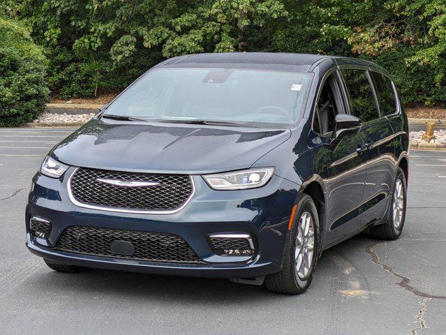 new 2025 Chrysler Pacifica car, priced at $45,920