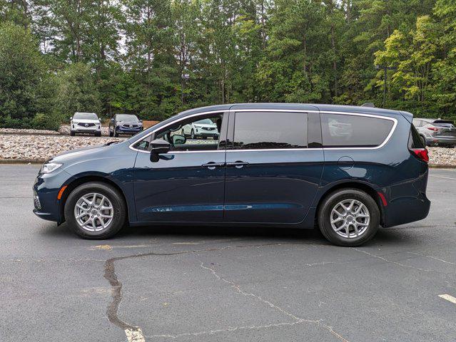 new 2025 Chrysler Pacifica car, priced at $45,920