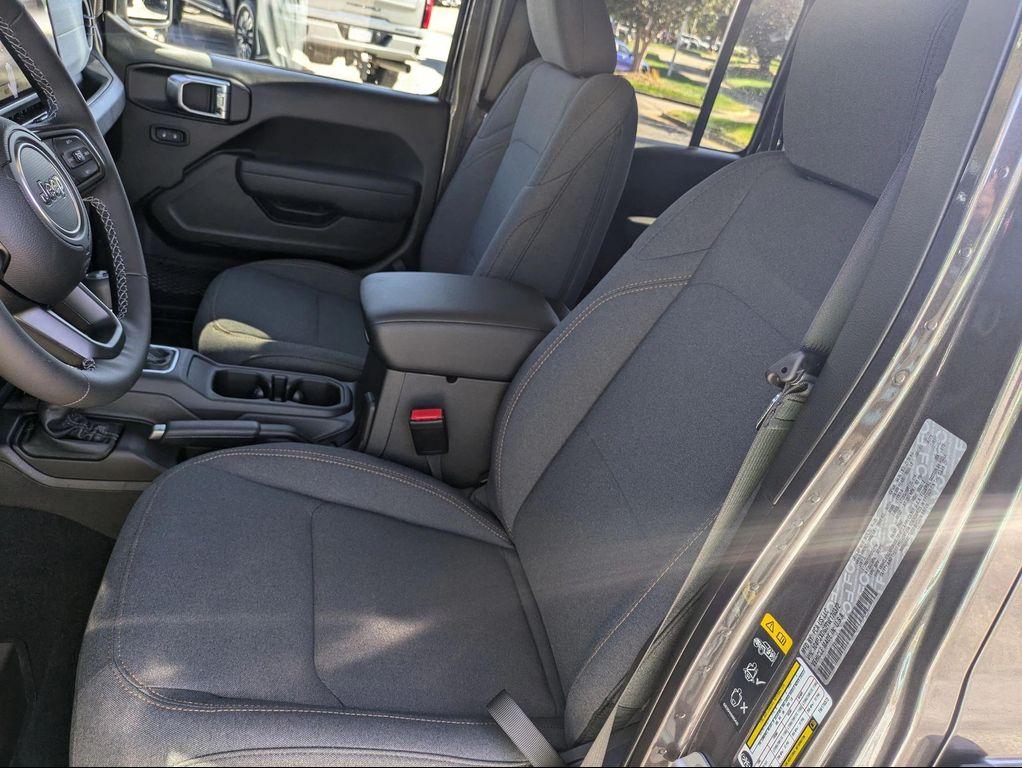 new 2026 Jeep Wrangler car, priced at $53,427