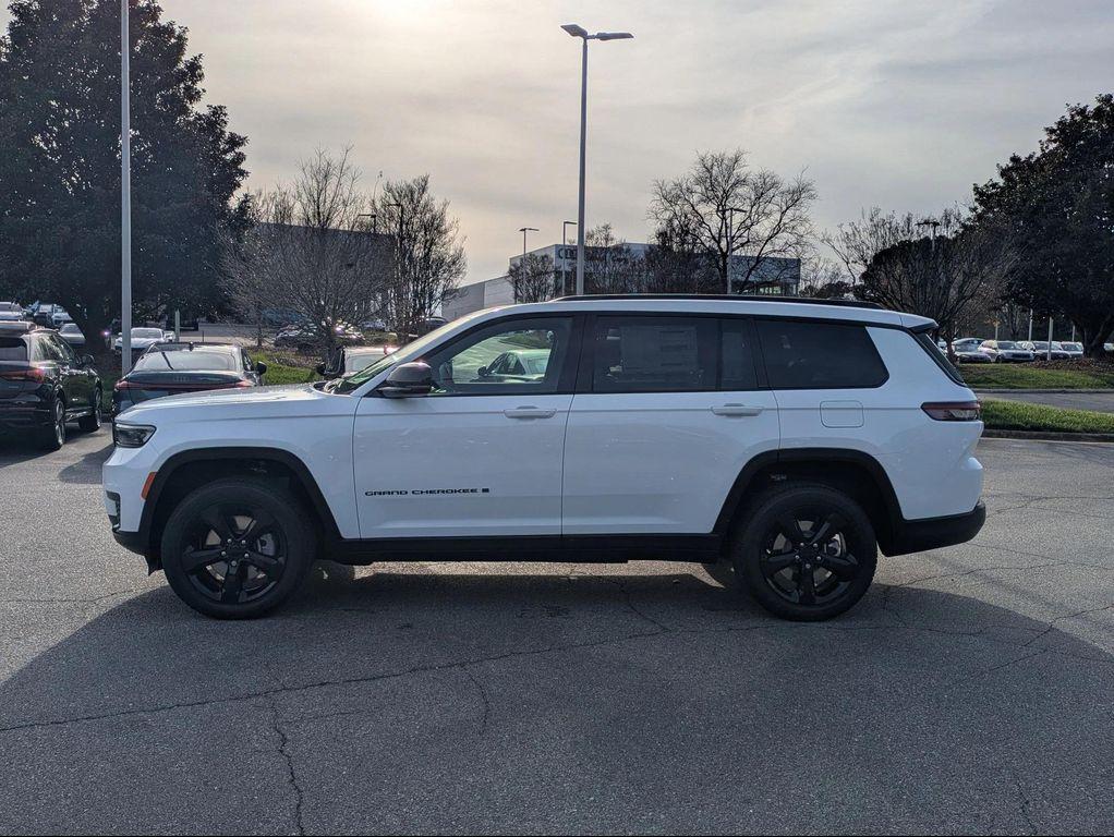 new 2025 Jeep Grand Cherokee L car, priced at $47,942