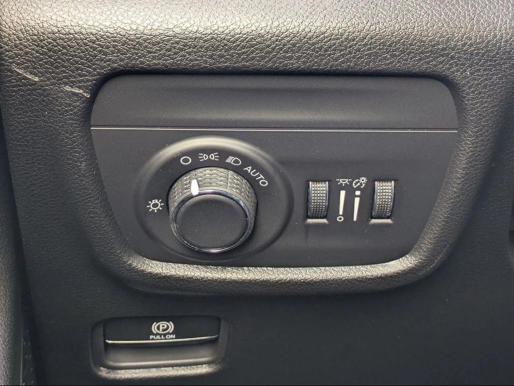 new 2025 Jeep Grand Cherokee L car, priced at $47,942