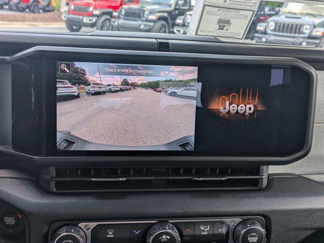 new 2025 Jeep Gladiator car, priced at $44,735