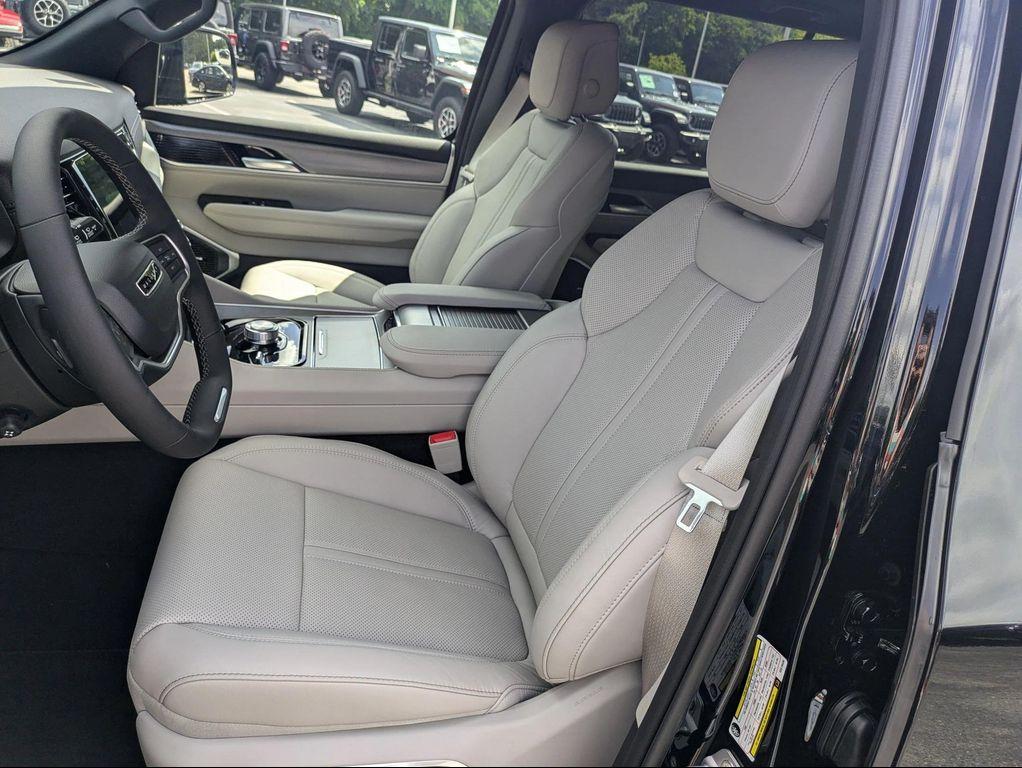 new 2025 Jeep Wagoneer car, priced at $67,495
