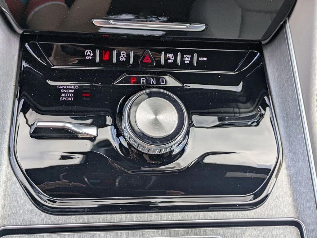 new 2025 Jeep Wagoneer car, priced at $67,495
