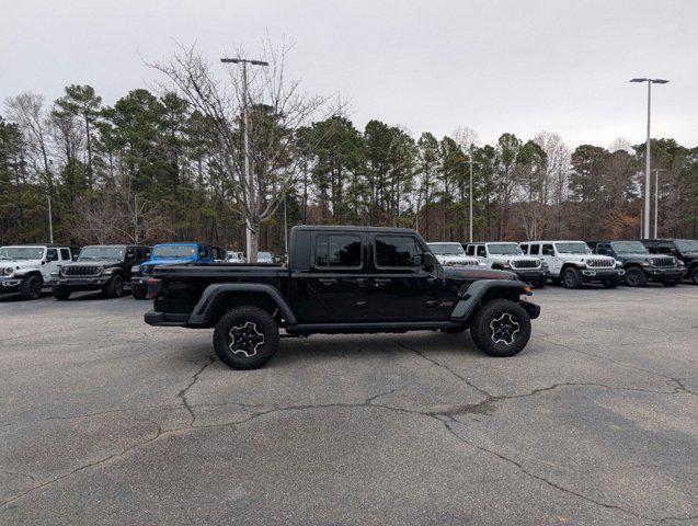 used 2022 Jeep Gladiator car, priced at $35,977