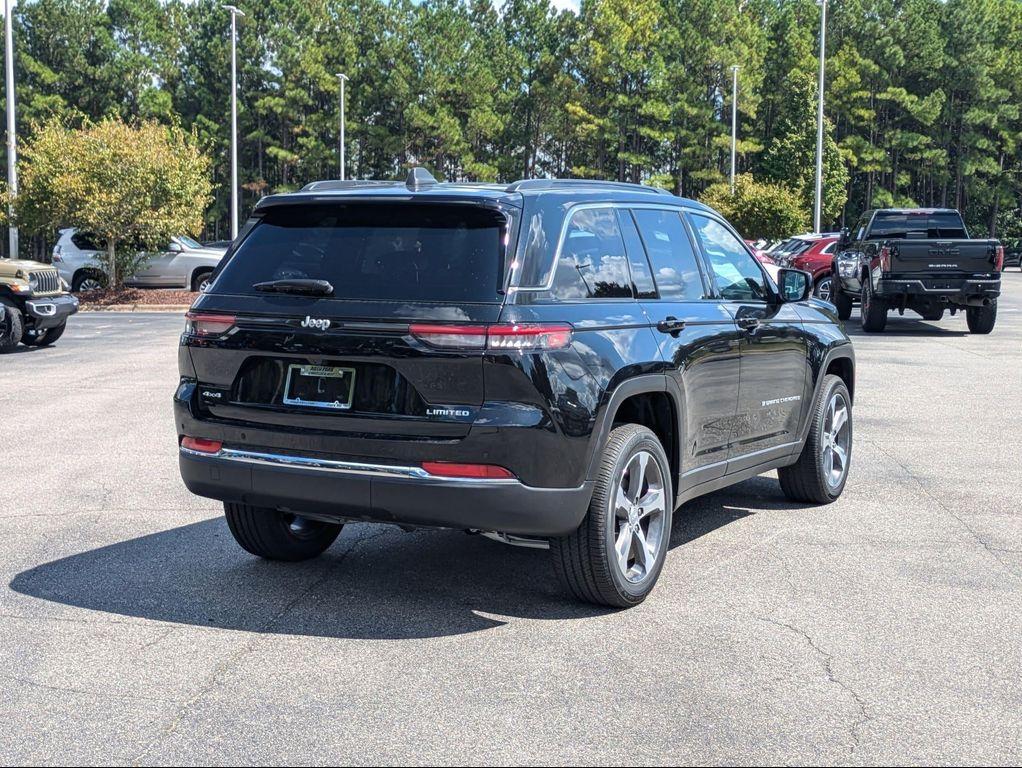 new 2025 Jeep Grand Cherokee car, priced at $48,193