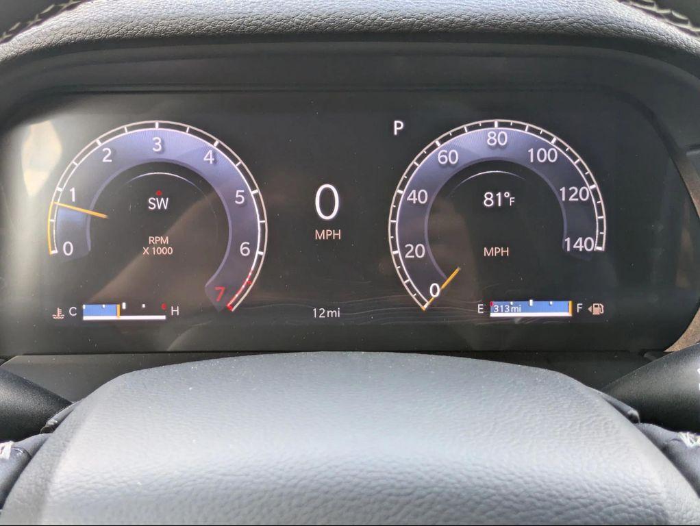 new 2025 Jeep Grand Cherokee car, priced at $48,193