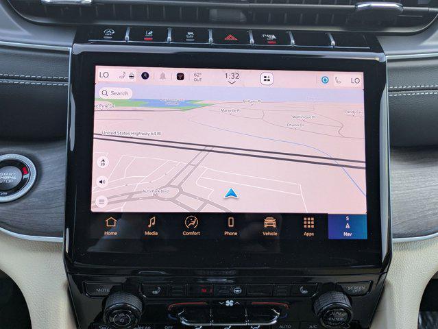 new 2025 Jeep Grand Cherokee car, priced at $48,357