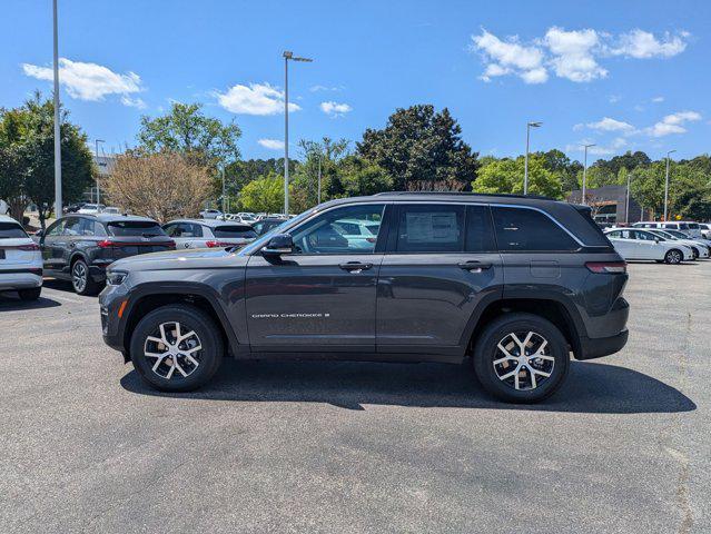 new 2025 Jeep Grand Cherokee car, priced at $48,357