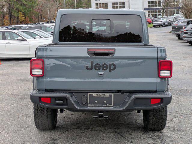 new 2025 Jeep Gladiator car, priced at $45,235