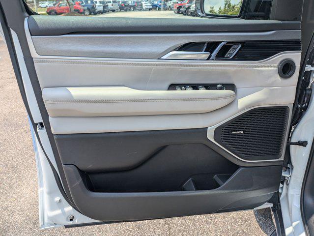 new 2025 Jeep Wagoneer car, priced at $71,530