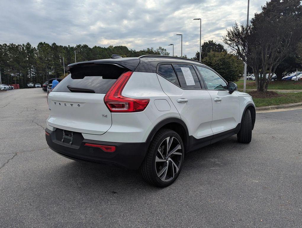 used 2021 Volvo XC40 car, priced at $21,977