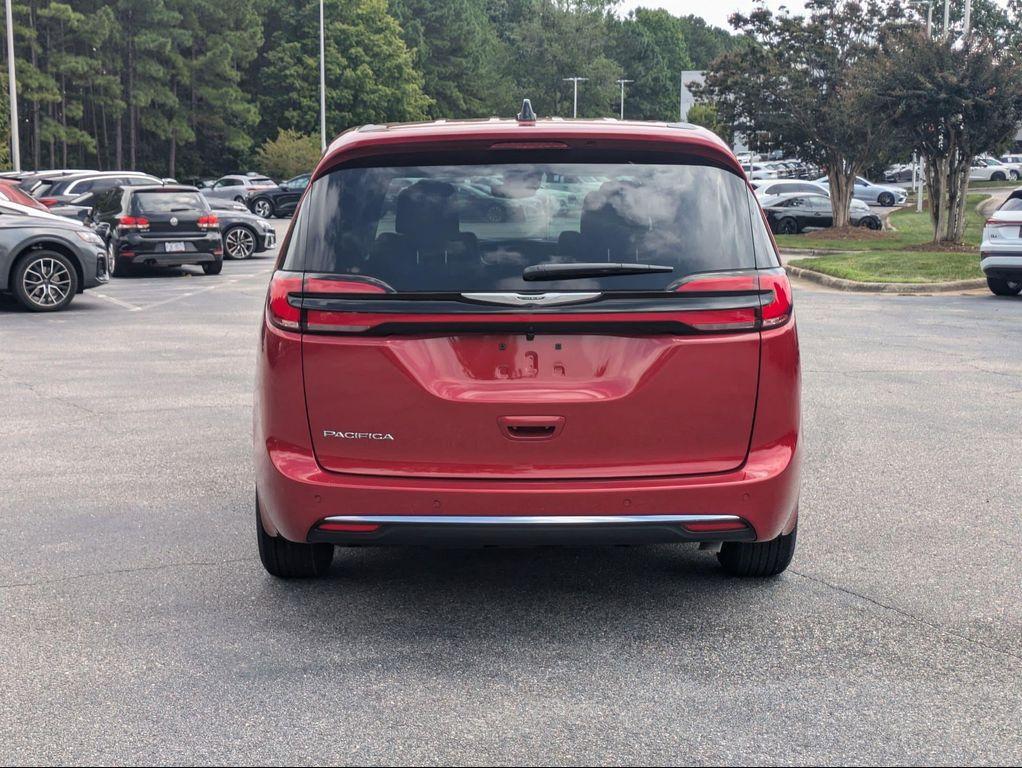 new 2026 Chrysler Pacifica car, priced at $44,017
