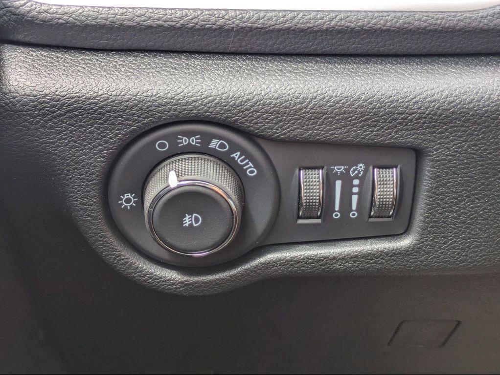 new 2026 Chrysler Pacifica car, priced at $44,017
