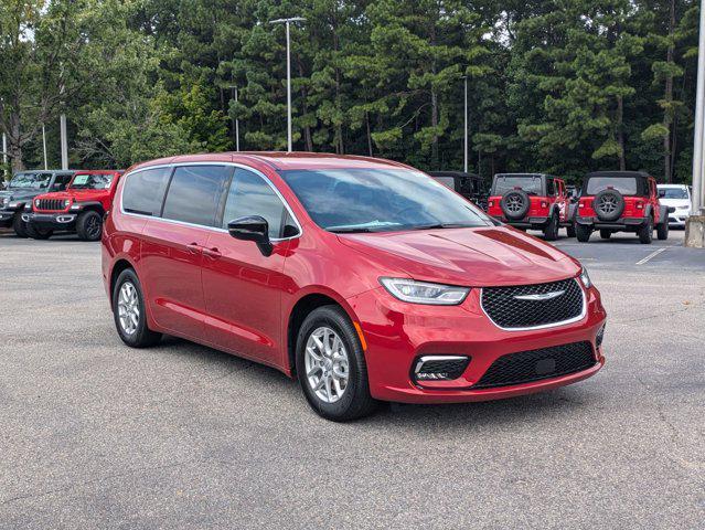 new 2026 Chrysler Pacifica car, priced at $44,352