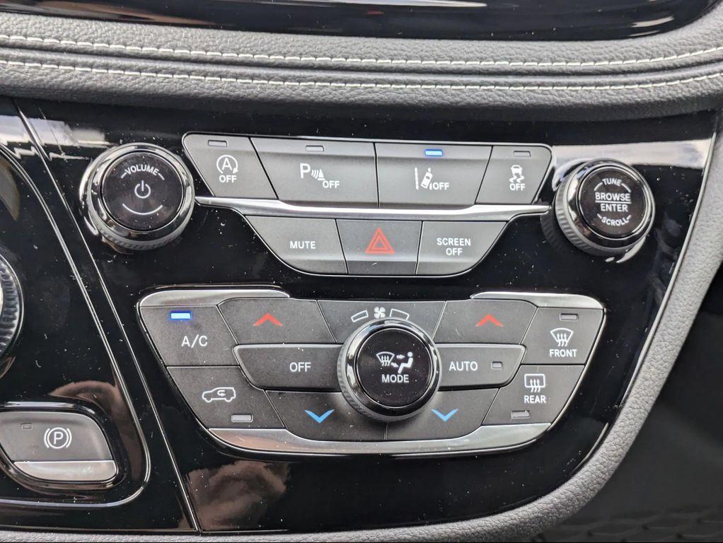 new 2026 Chrysler Pacifica car, priced at $44,017