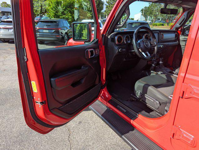 used 2021 Jeep Gladiator car, priced at $37,977