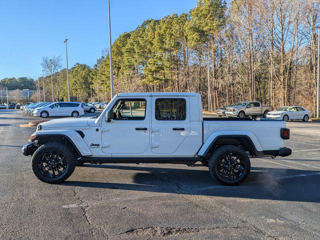 new 2025 Jeep Gladiator car, priced at $40,471