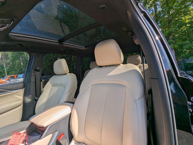 used 2023 Jeep Grand Cherokee car, priced at $34,998