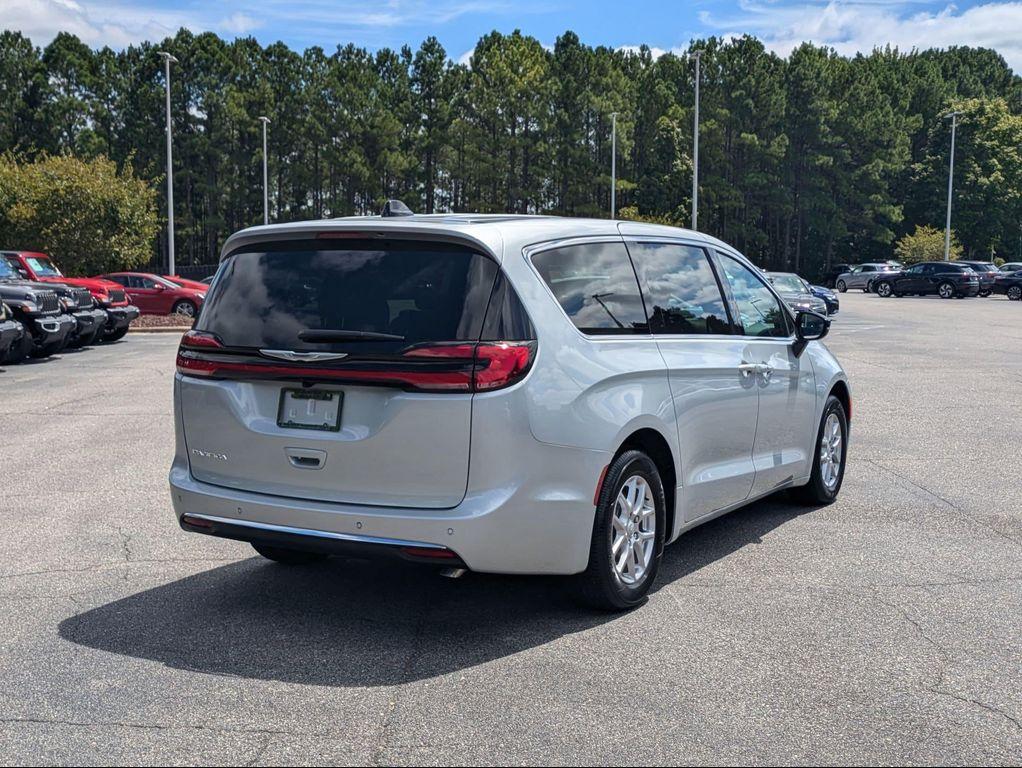 new 2026 Chrysler Pacifica car, priced at $41,968
