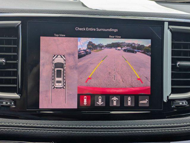 new 2025 Chrysler Pacifica Hybrid car, priced at $56,354