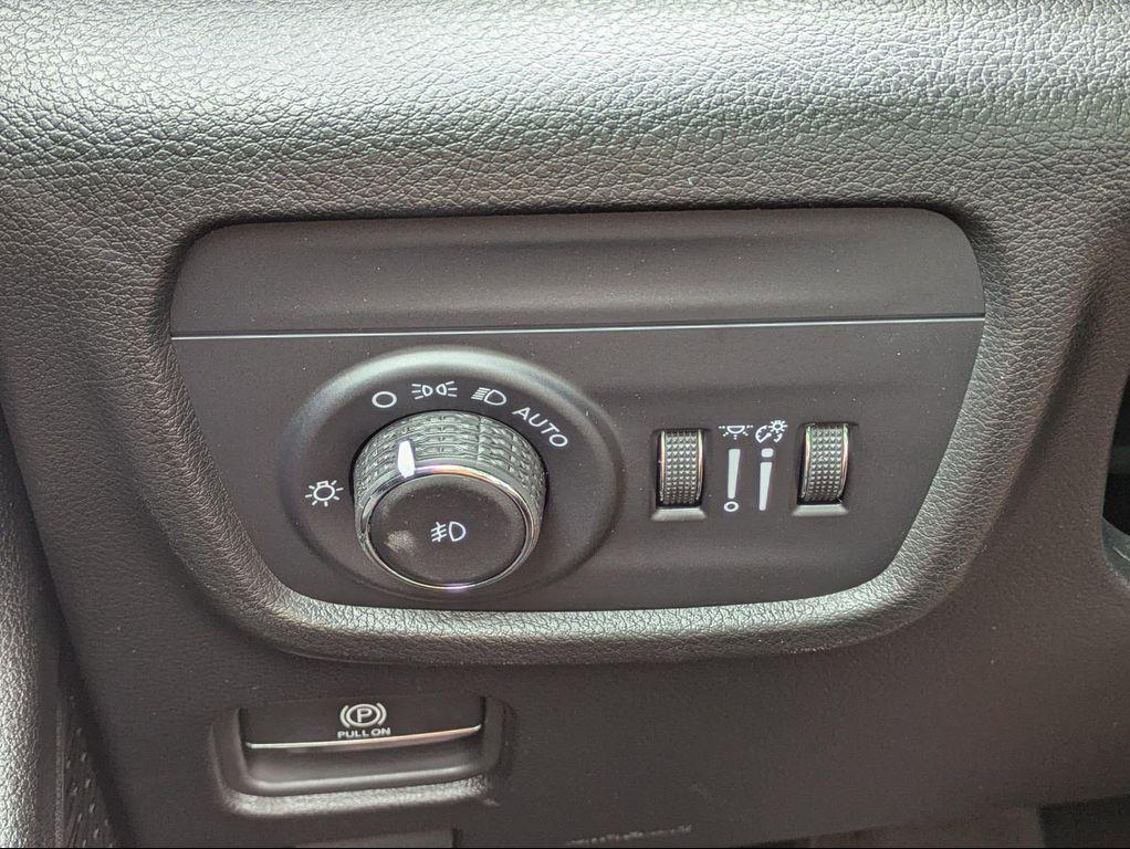 new 2025 Jeep Grand Cherokee L car, priced at $51,866