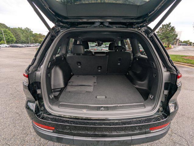 used 2024 Jeep Grand Cherokee car, priced at $36,977