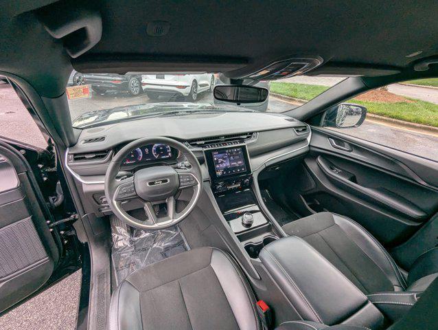 used 2024 Jeep Grand Cherokee car, priced at $36,977