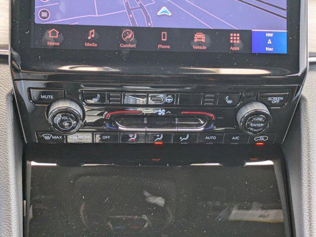 new 2025 Jeep Grand Cherokee car, priced at $50,094