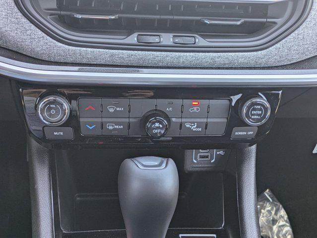 new 2025 Jeep Compass car, priced at $29,084
