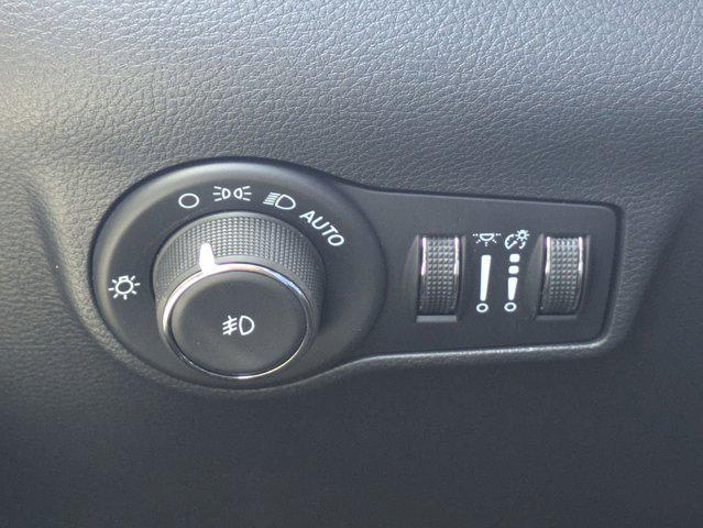 new 2025 Jeep Compass car, priced at $29,084