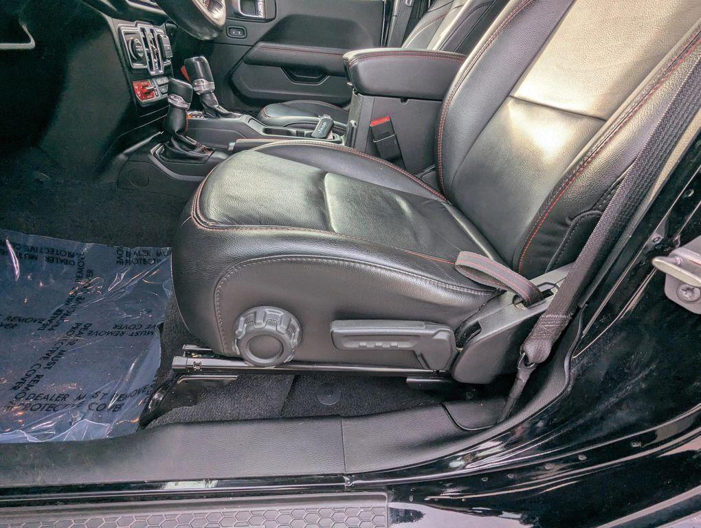 used 2021 Jeep Wrangler Unlimited car, priced at $32,877