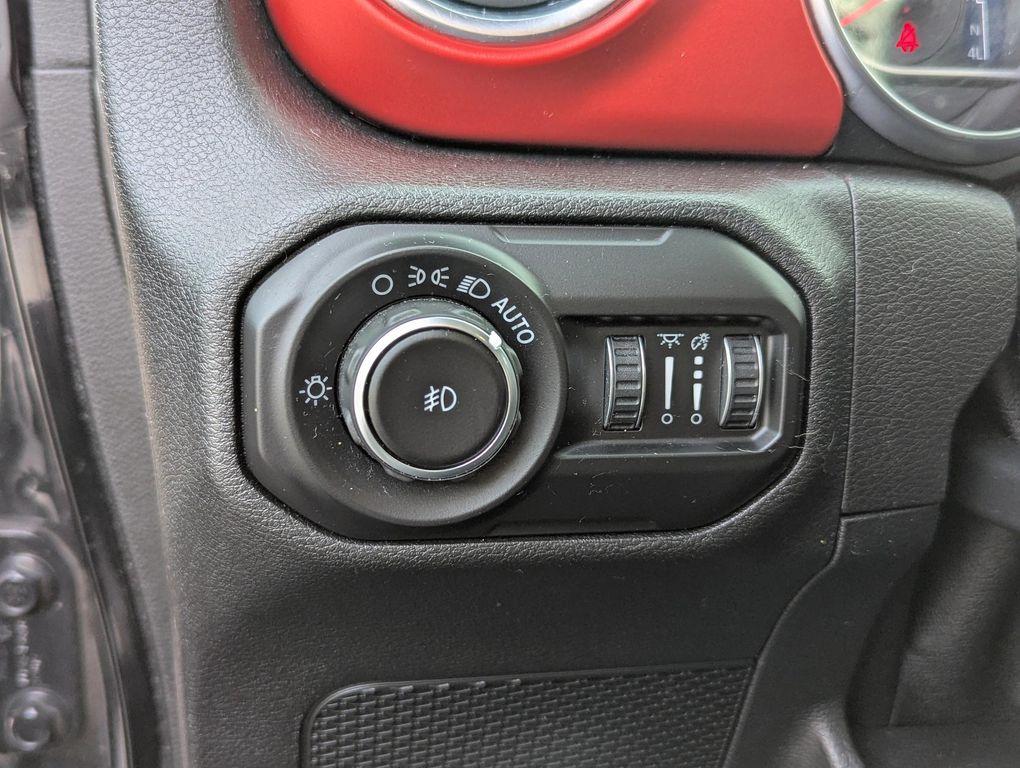 used 2021 Jeep Wrangler Unlimited car, priced at $32,877