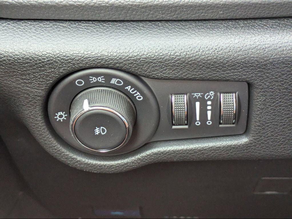 new 2026 Chrysler Pacifica car, priced at $54,295