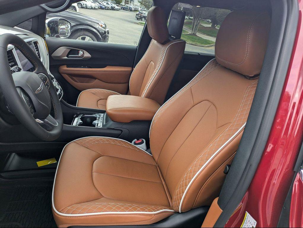 new 2026 Chrysler Pacifica car, priced at $54,295