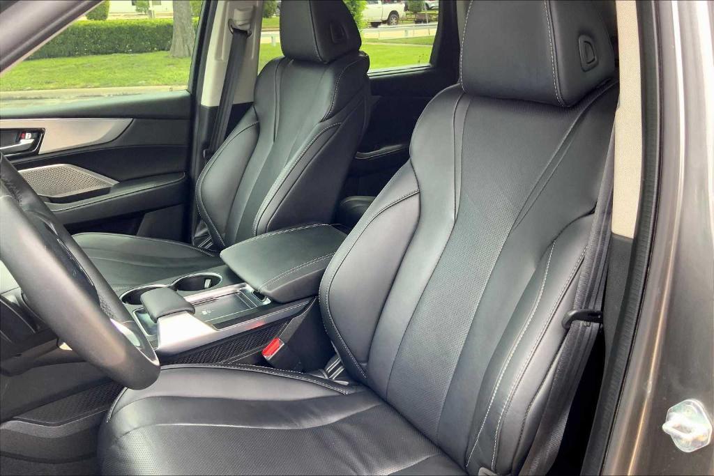 used 2024 Acura MDX car, priced at $46,995